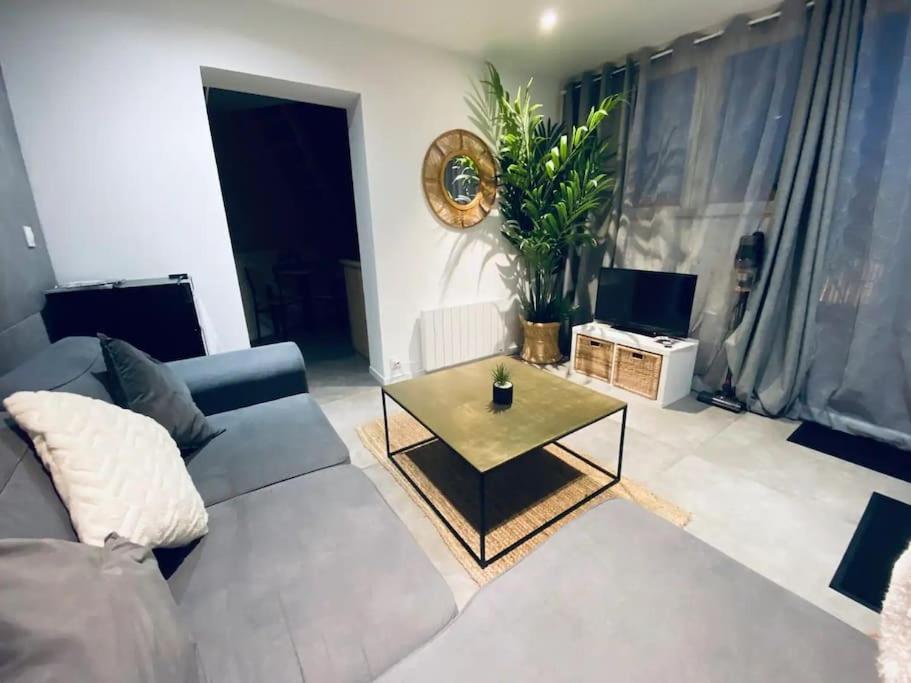 Vila L'Etincelle Saint-Martin-des-Entrées Exteriér fotografie